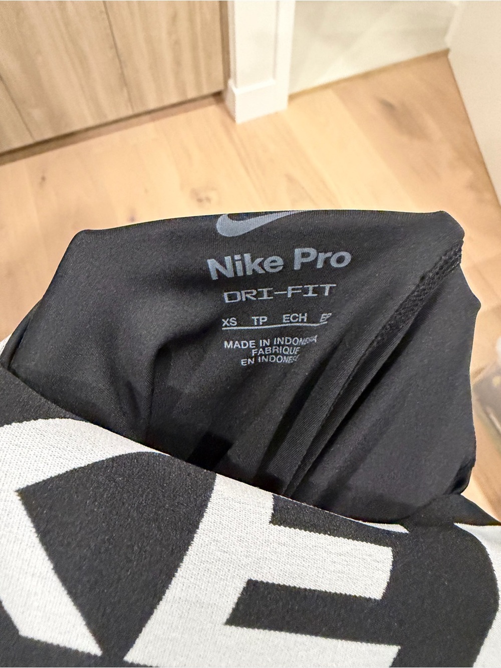 Nike active set - Picture 2 of 5